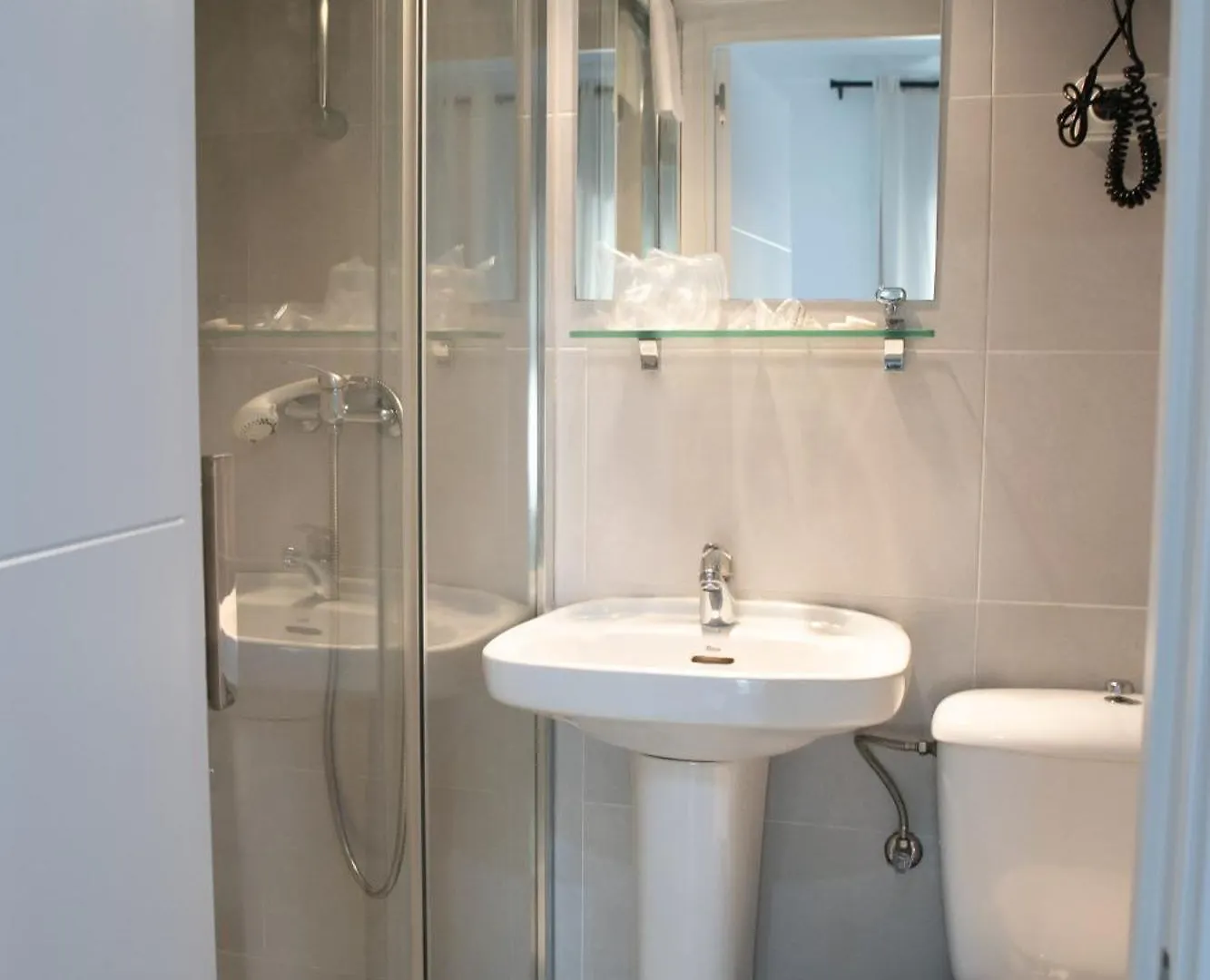 Penzion Hostal Ruta De Francia Barcelona